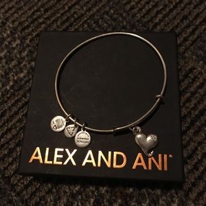 Cupid’s Heart Alex and Ani